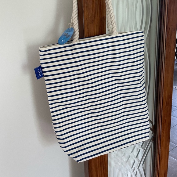 INIS Handbags - INIS BLUE & WHITE STRIPED BEACH/TOTE BAG NWT